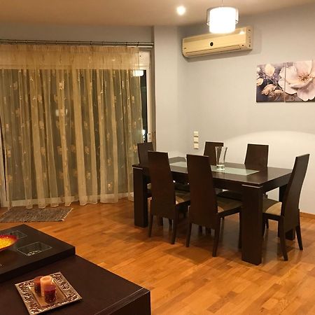 Τεσσαρι Στον Ναυτικο Ομιλο Χiου Appartement Chios Town Buitenkant foto