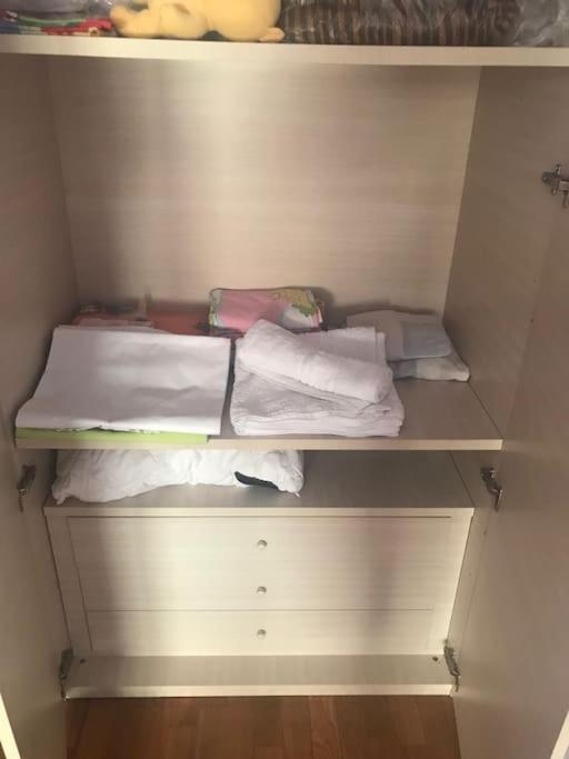 Τεσσαρι Στον Ναυτικο Ομιλο Χiου Appartement Chios Town Buitenkant foto