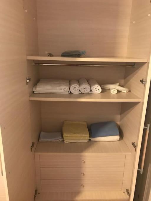 Τεσσαρι Στον Ναυτικο Ομιλο Χiου Appartement Chios Town Buitenkant foto