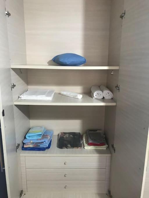 Τεσσαρι Στον Ναυτικο Ομιλο Χiου Appartement Chios Town Buitenkant foto