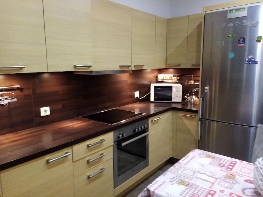 Τεσσαρι Στον Ναυτικο Ομιλο Χiου Appartement Chios Town Buitenkant foto