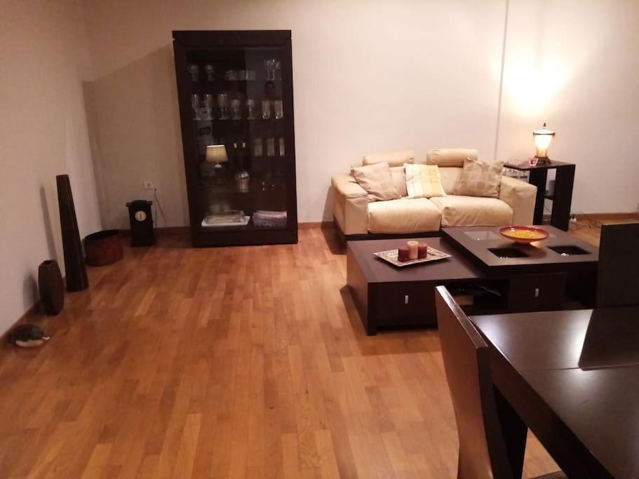 Τεσσαρι Στον Ναυτικο Ομιλο Χiου Appartement Chios Town Buitenkant foto